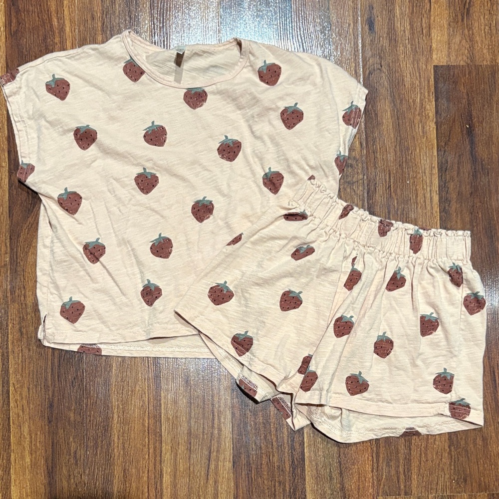 Rylee + Cru Strawberry Matching Set 8/9
